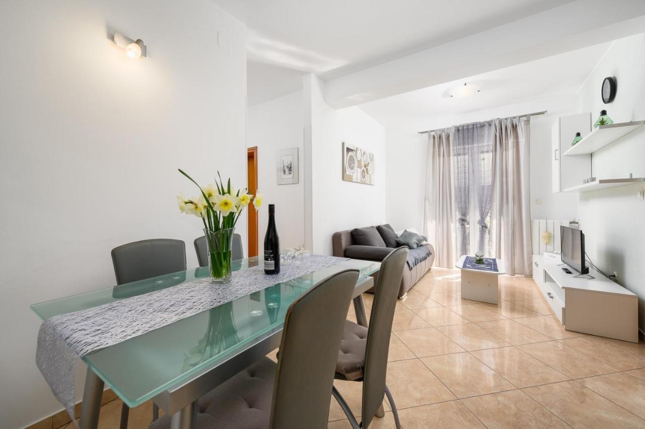 Bozica House With Apartments Murine Екстериор снимка